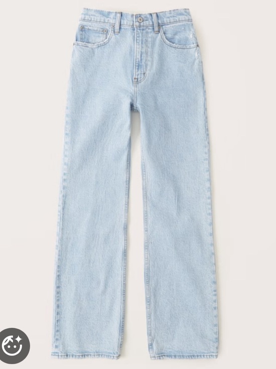 Abercrombie & Fitch Denim - Abercrombie & Fitch Women's High Rise 90s Relaxed Jeans in Light- Size 28